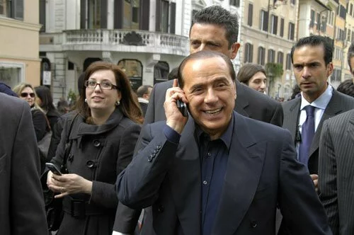 128 Сильвио Берлускони может заблокировать работу Евросоюза