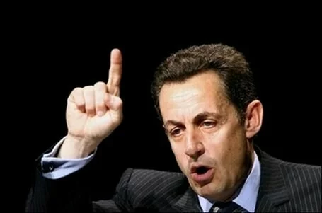Предполагаемых шантажистов Саркози отпустили
