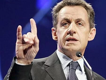 Саркози подловили на лжи в его заметке на Facebook