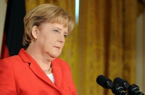 1410 Меркель предлагает выстроить европейскую финансовую систему по немецкому образцу