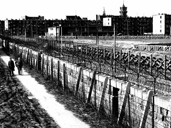 17a3gy31 Берлинская стена: 50 лет спустя