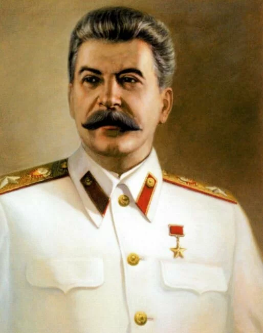 2f6bcf200194a8962066b9a9631d8399_full Портреты Сталина планируют выставить в Москве