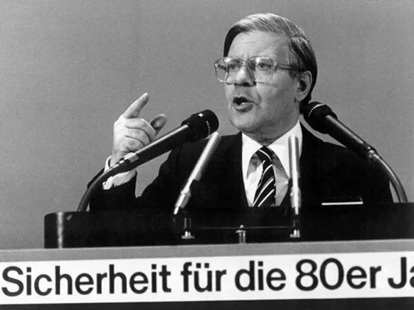 522 ТОП-7 немецких канцлеров от Аденауэра до Меркель
