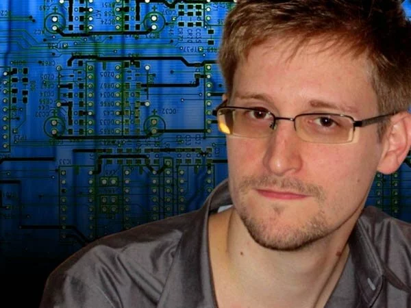 Snowden Эдвард Сноуден: моя миссия выполнена
