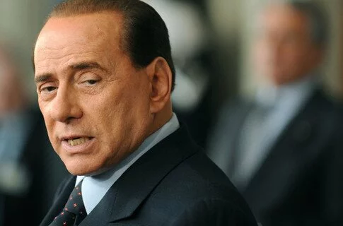 berluskoni1 Нападение на Берлускони было подстроено?