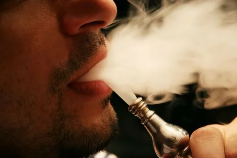 big_6637 В Александрии будет введен запрет на курение в общественных местах