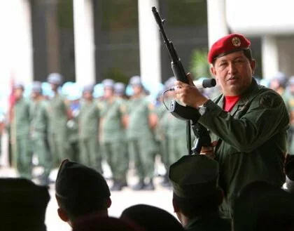 Уго Чавес готовится к войне с США