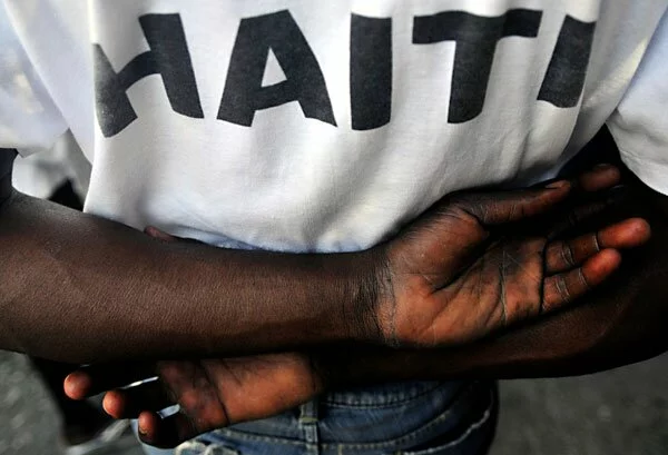 o_405127 Президент Гаити просит сократить поставки продовольственной помощи