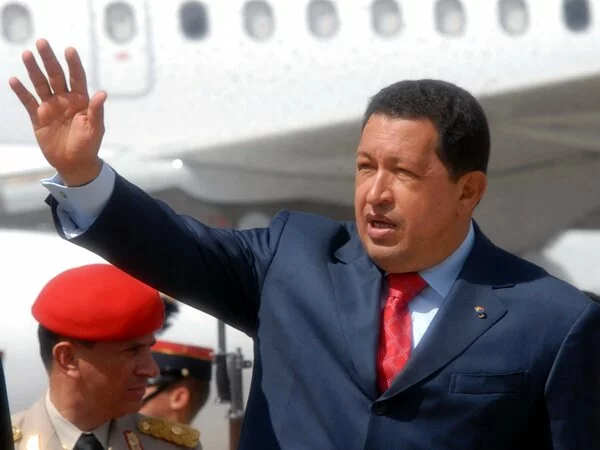 v99pr31c Уго Чавес переходит на сторону Аргентины